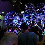 Yom Haatzmaut Street party at Shaoul Hameleh.בלוני העצמאות